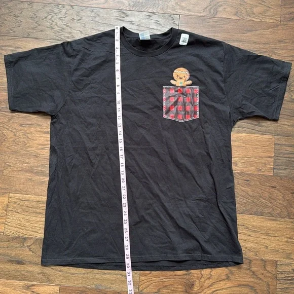 NWT Black Gingerbread Man Pocket Tshirt - Picture 7 of 7